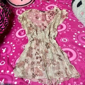 Karen Kane Sheer Floral Deep V Neck Blouse Size Medium